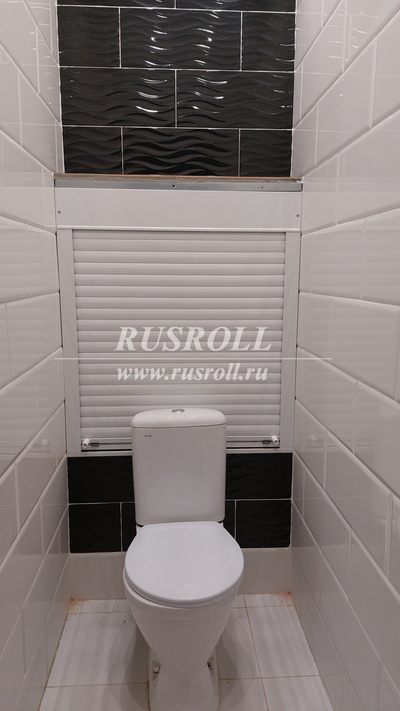 Монтаж роллеты в туалете в Москве