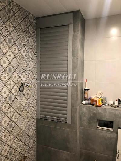 Роллета серебристого цвета туалет в Москве